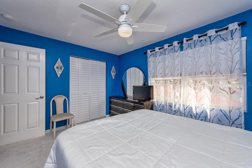 Image 24 of 43 For 1411 Water View Drive W