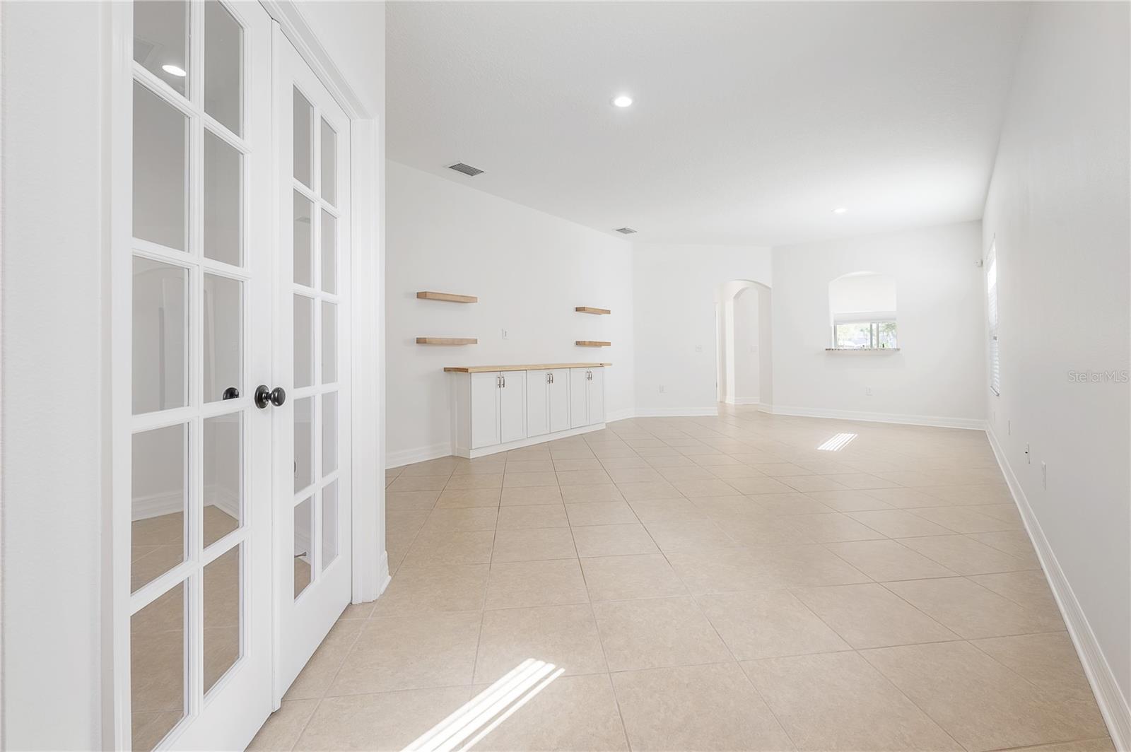 Image 11 of 31 For 7843 Tuscany Woods Drive