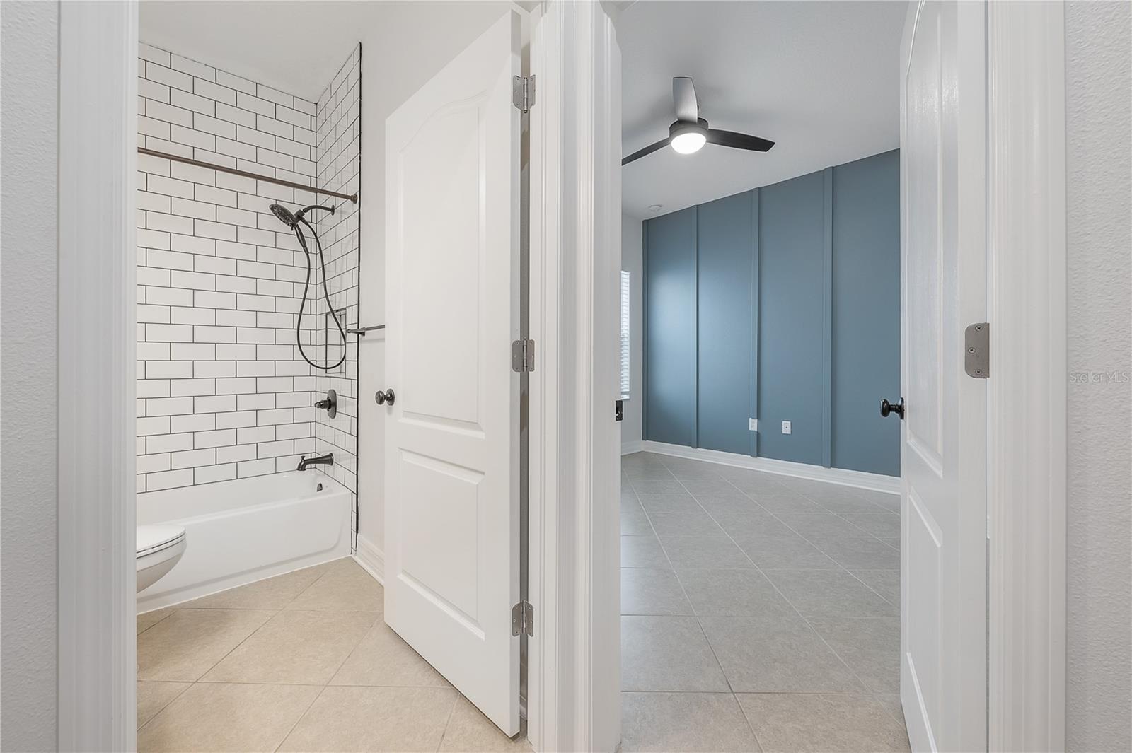 Image 15 of 31 For 7843 Tuscany Woods Drive