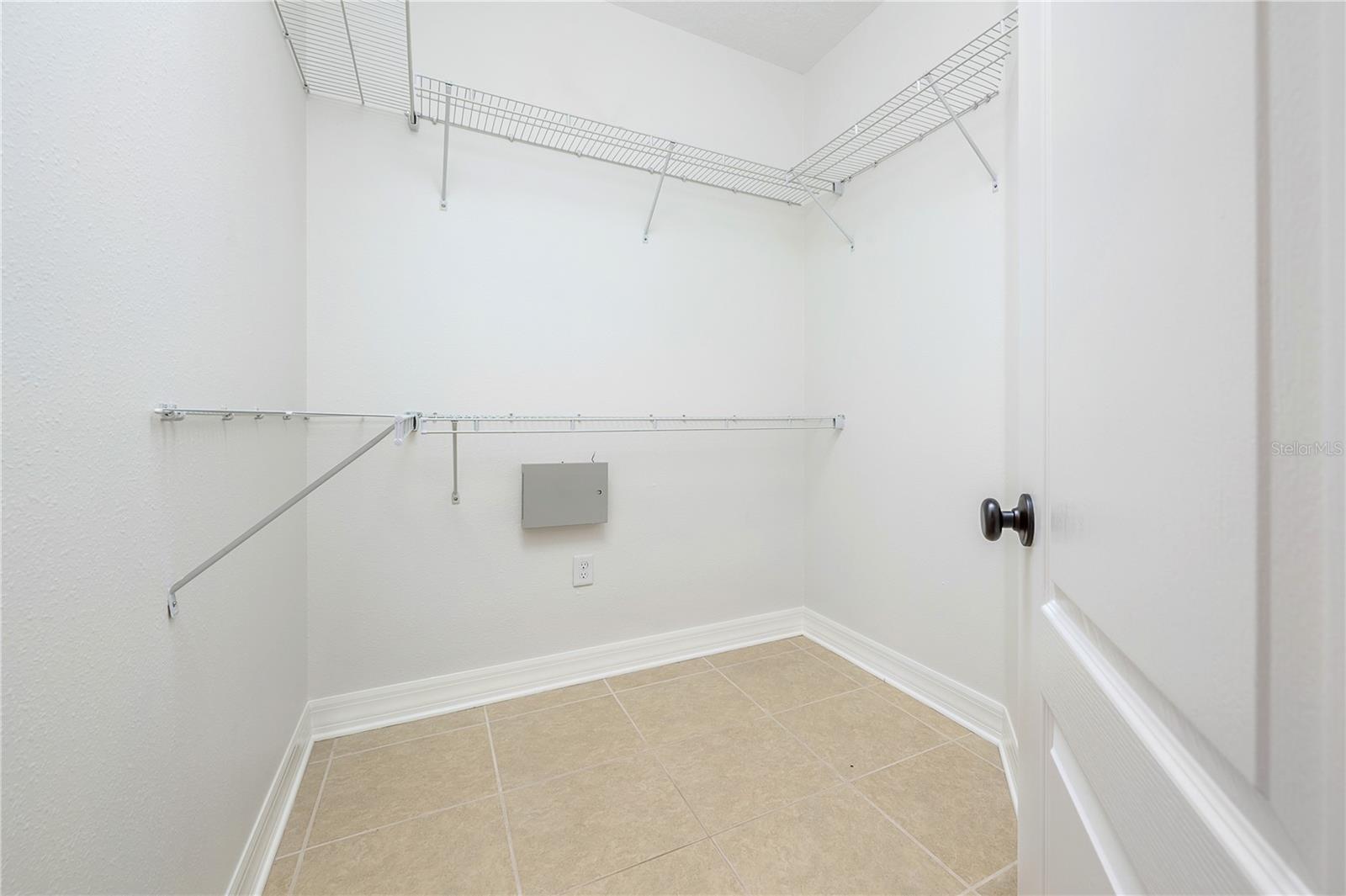 Image 19 of 31 For 7843 Tuscany Woods Drive