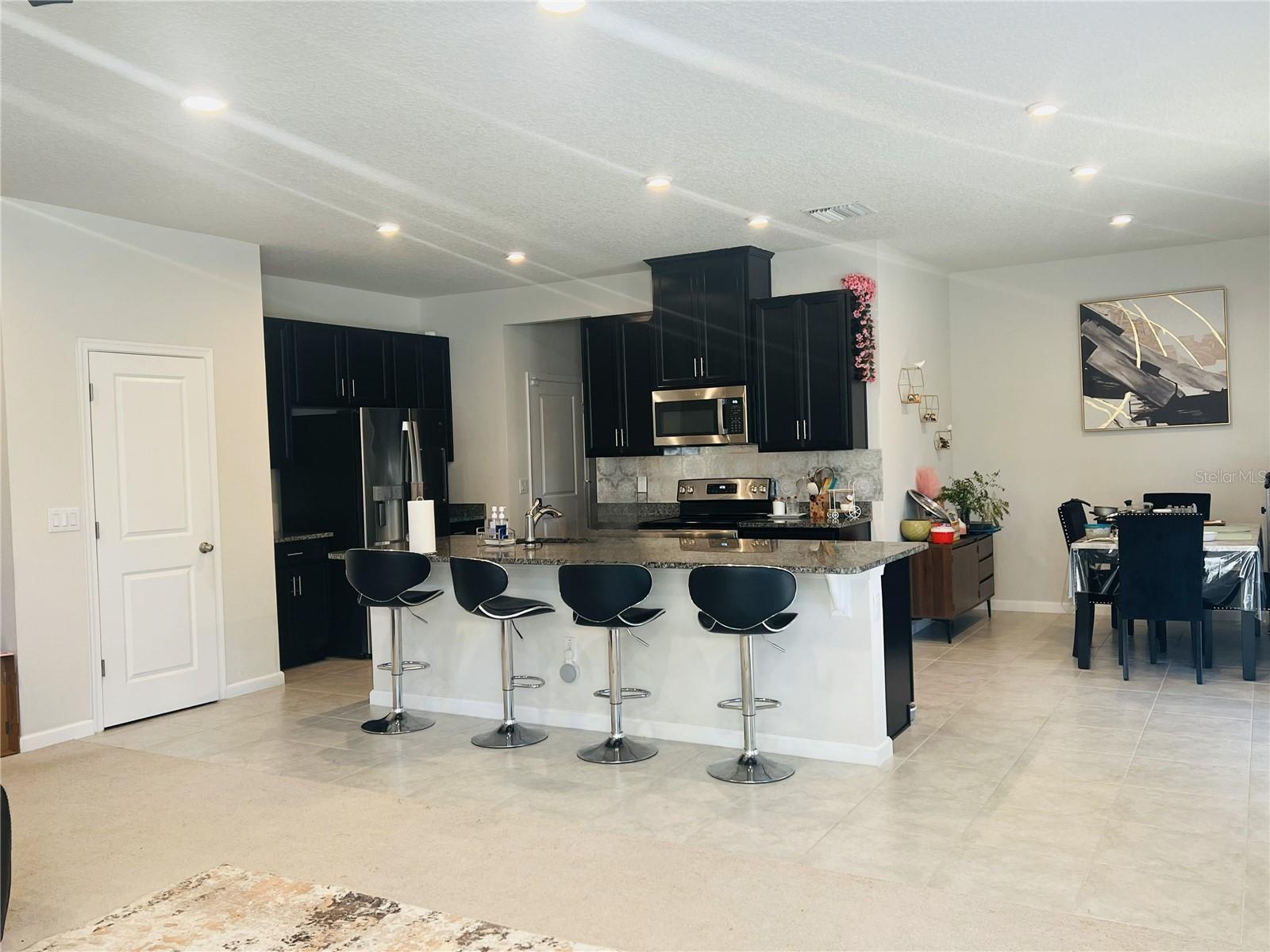 Image 11 of 32 For 18184 Hunters Meadow Walk