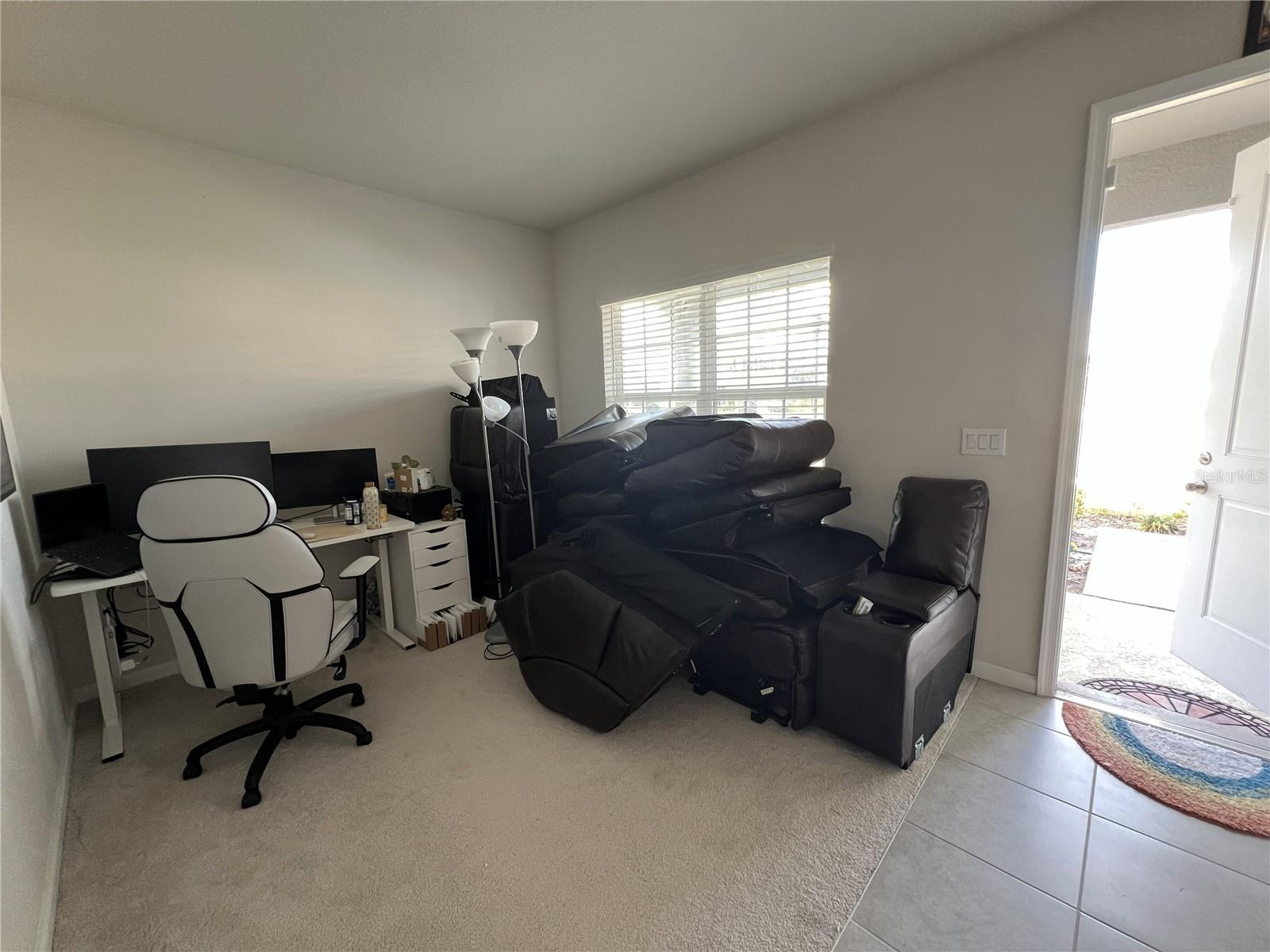 Image 3 of 32 For 18184 Hunters Meadow Walk