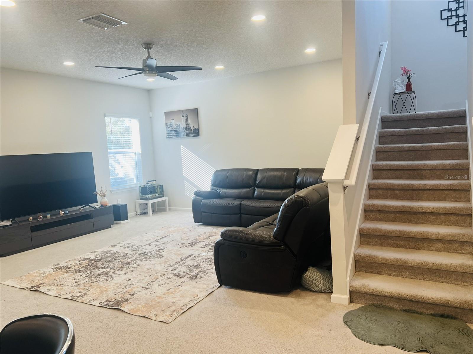 Image 7 of 32 For 18184 Hunters Meadow Walk