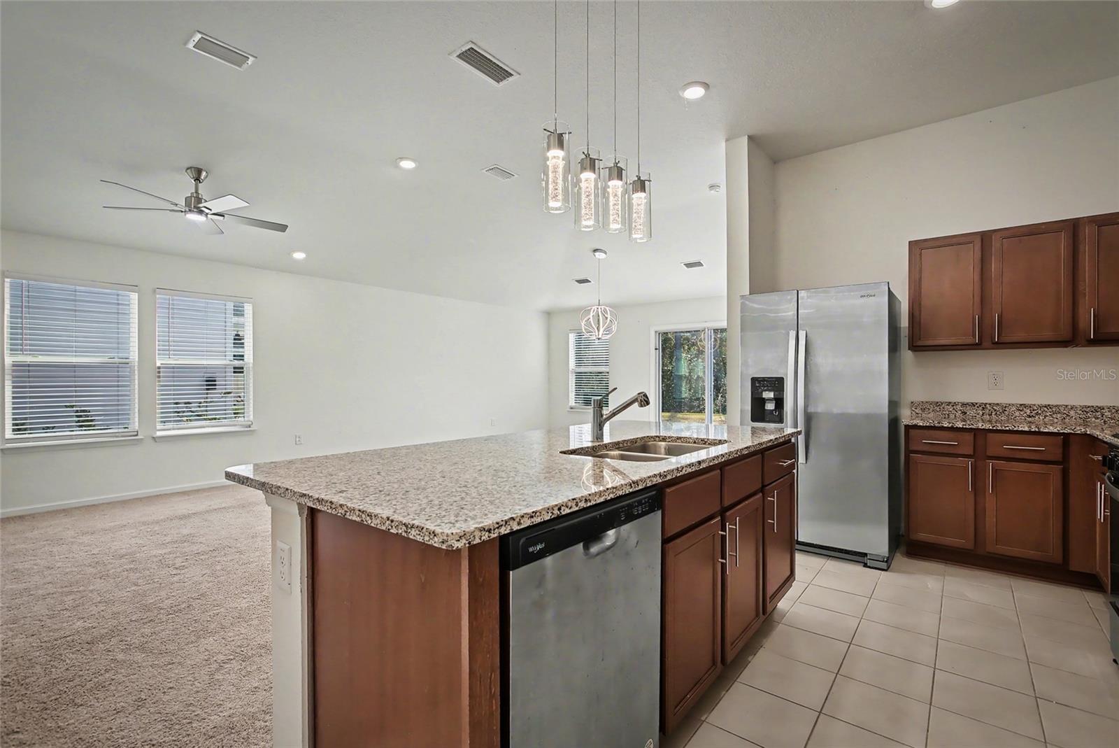 Image 15 of 32 For 37 Willow Street