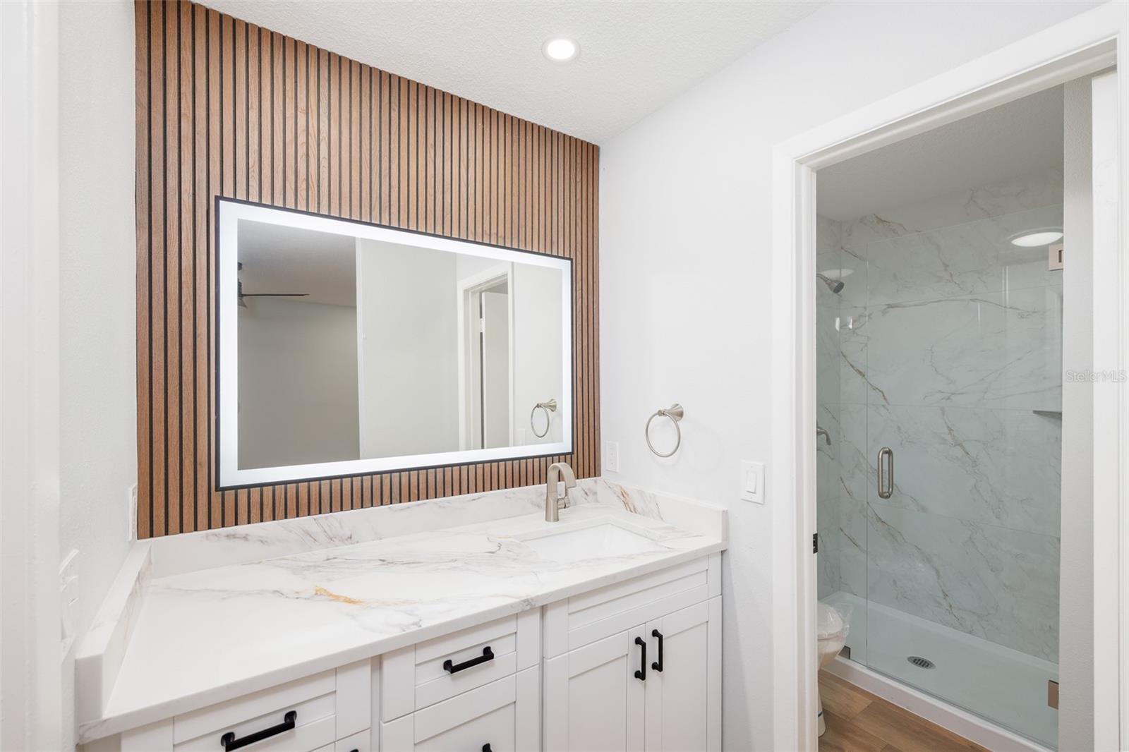 Image 12 of 33 For 11033 Springridge Drive