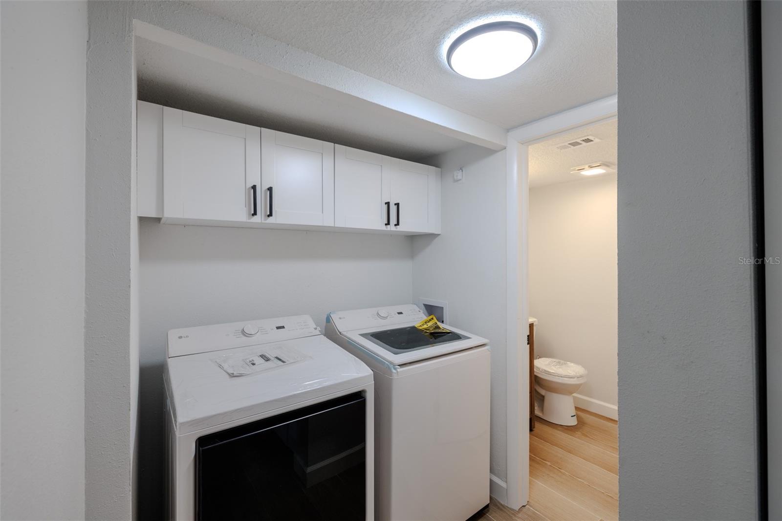 Image 19 of 33 For 11033 Springridge Drive