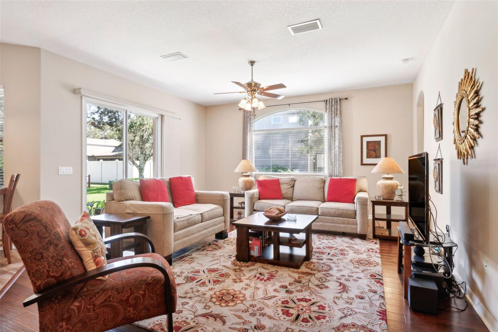 Image 26 of 50 For 1430 Beaconsfield Drive