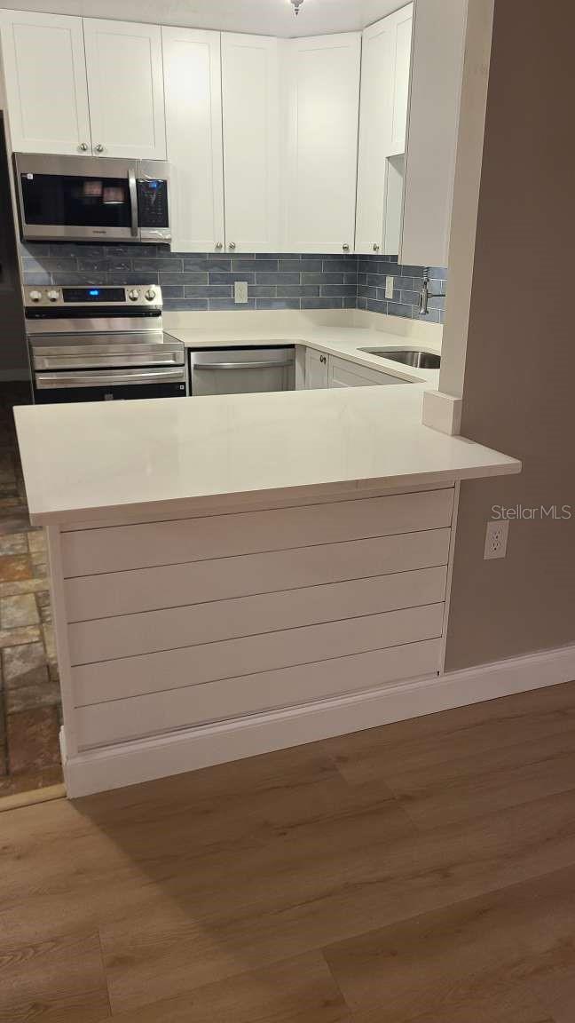 Image 4 of 19 For 2506 Bonneville Drive