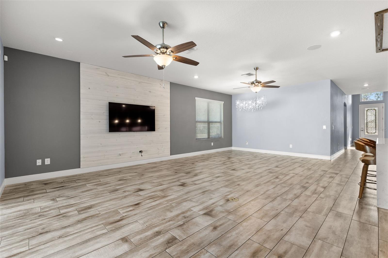 Image 9 of 46 For 12417 Sourwood Way