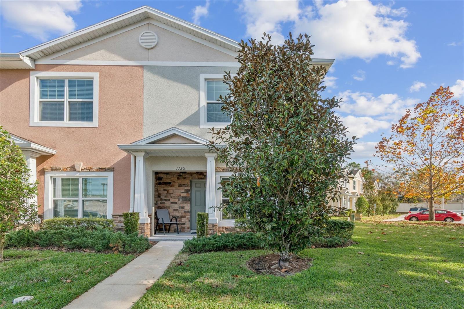 Details for 1120 Hillhurst Drive, WESLEY CHAPEL, FL 33543