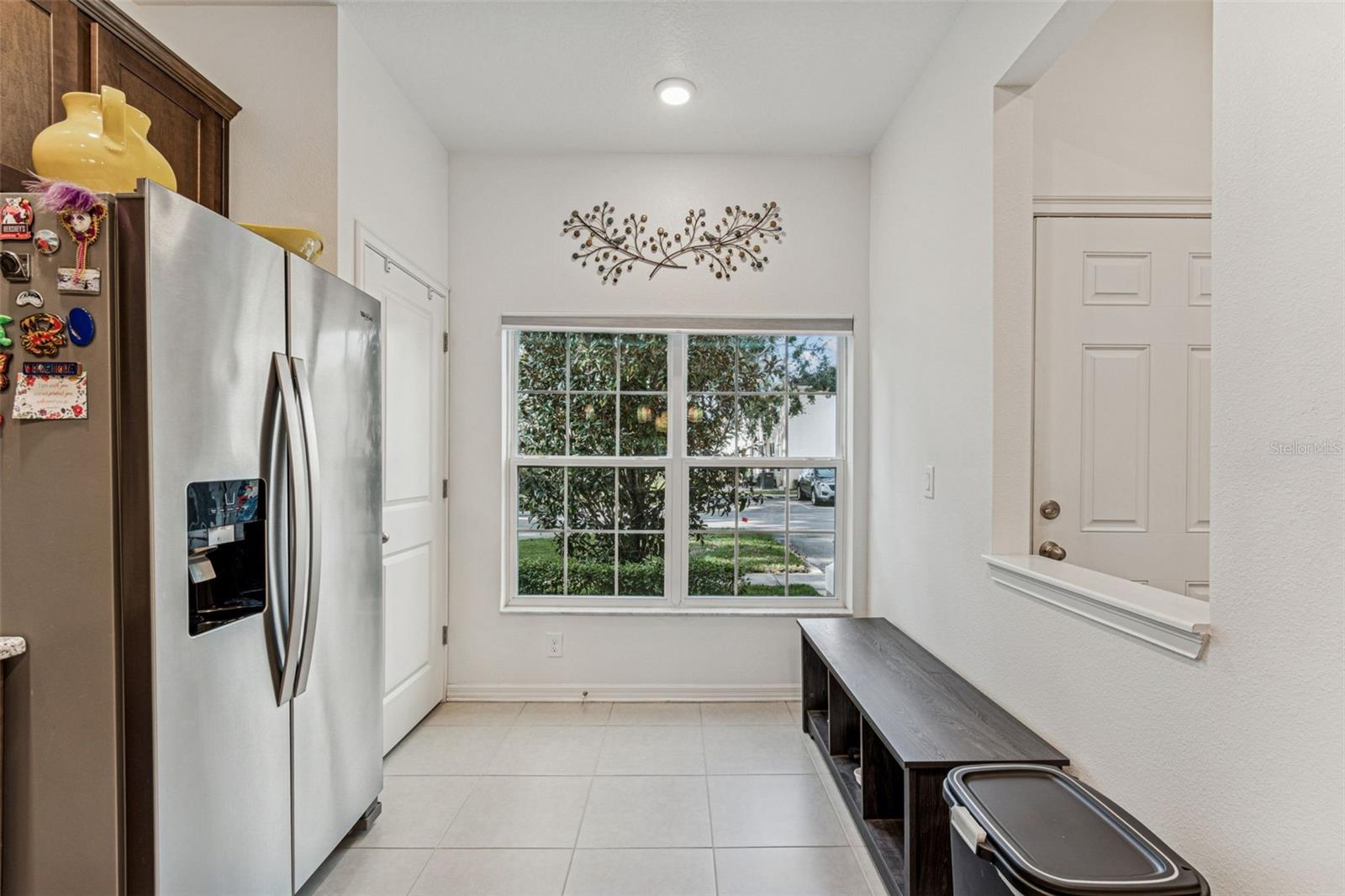 Image 19 of 94 For 1120 Hillhurst Drive