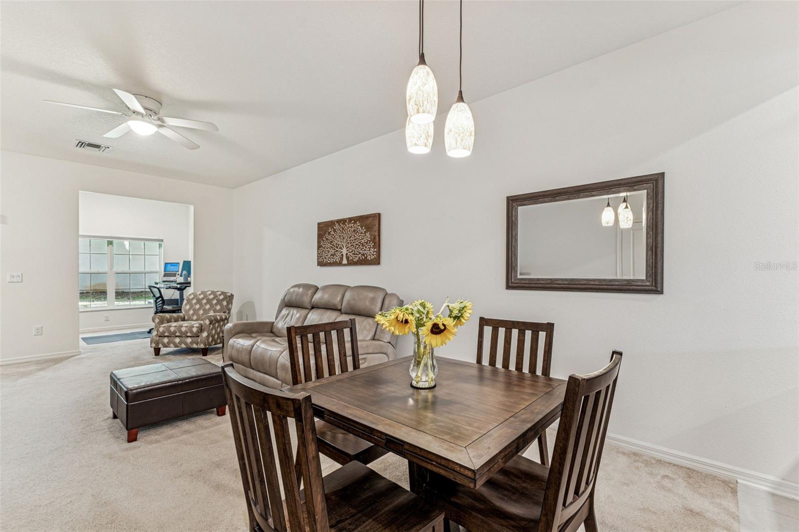 Image 23 of 94 For 1120 Hillhurst Drive