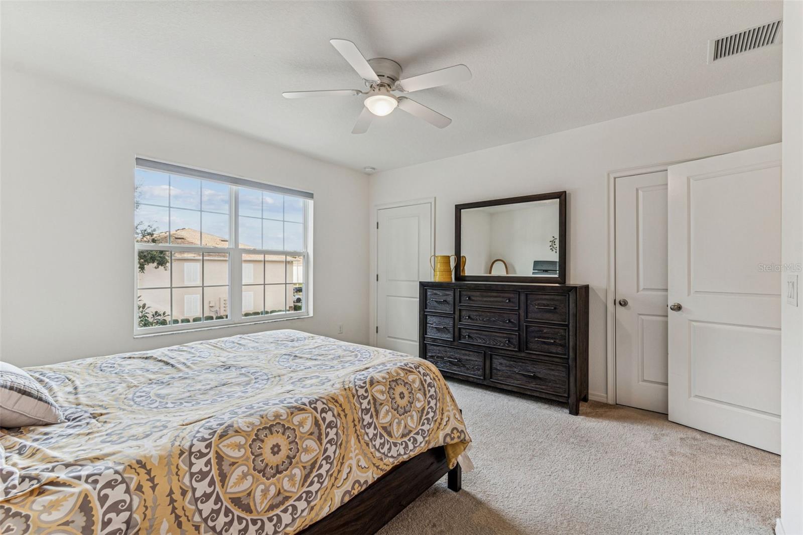 Image 37 of 94 For 1120 Hillhurst Drive