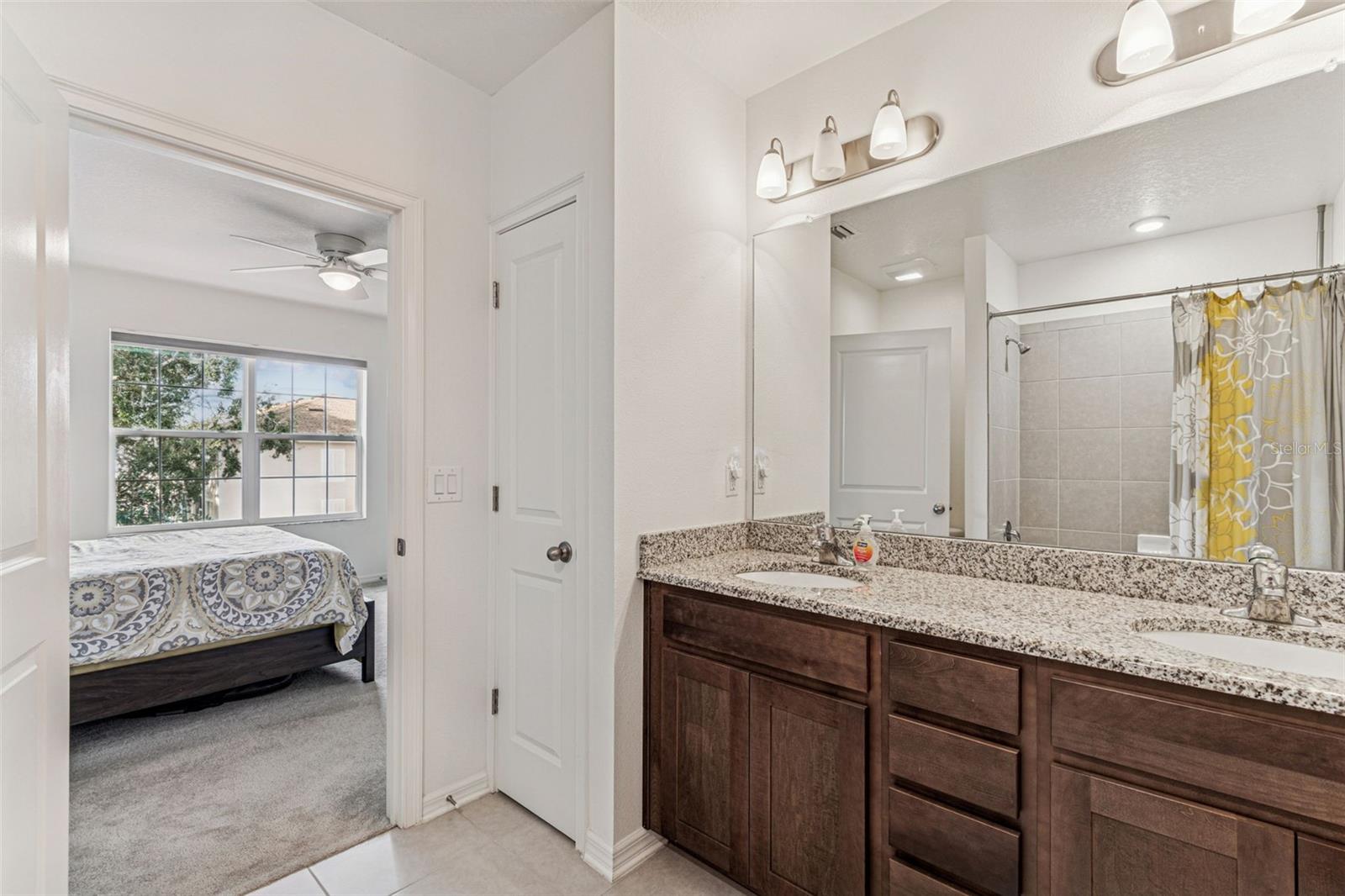 Image 40 of 94 For 1120 Hillhurst Drive