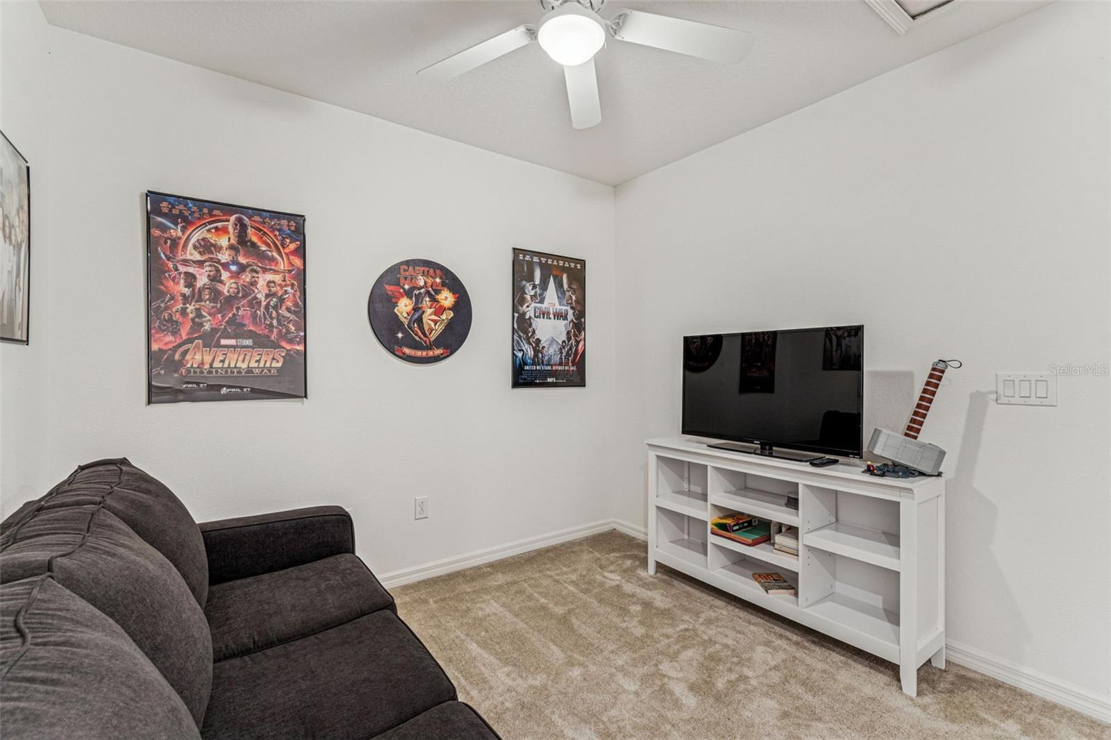 Image 46 of 94 For 1120 Hillhurst Drive