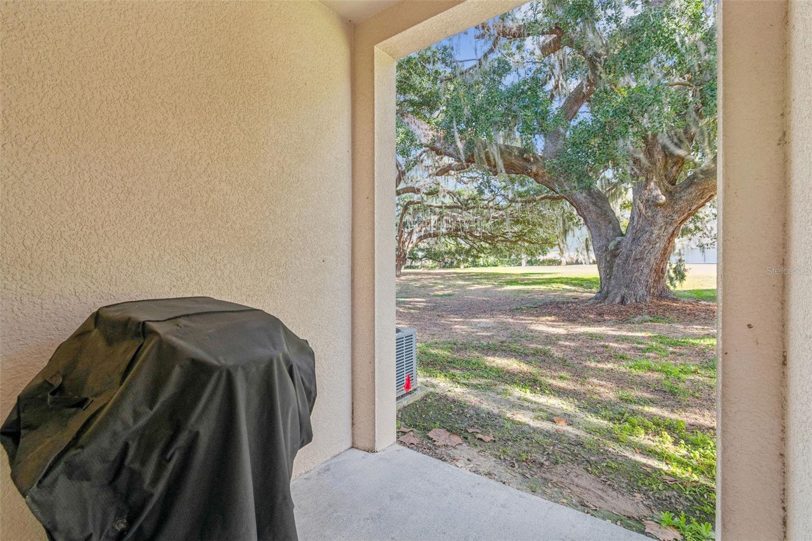 Image 58 of 94 For 1120 Hillhurst Drive