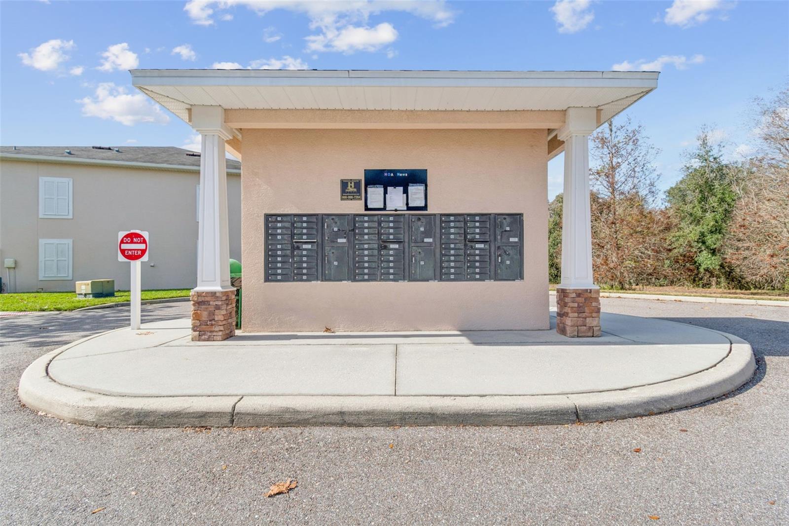 Image 66 of 94 For 1120 Hillhurst Drive