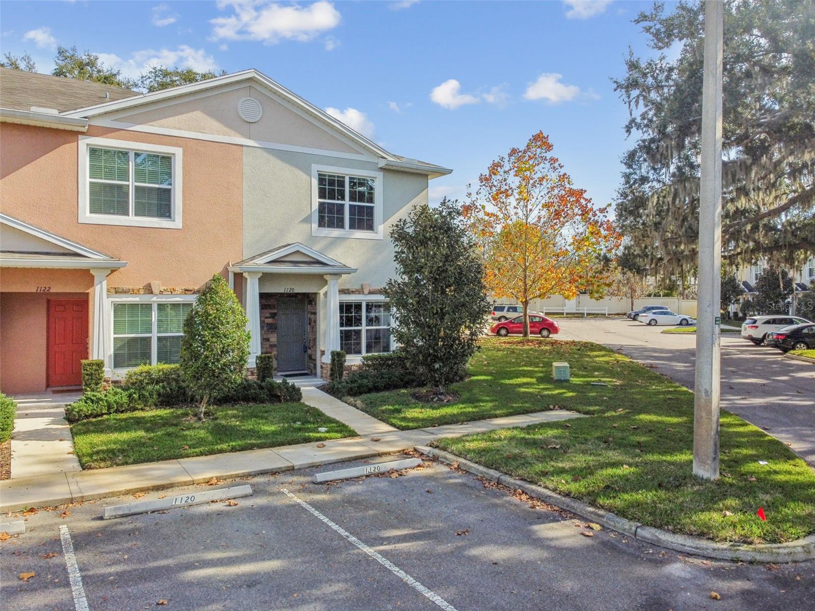 Image 71 of 94 For 1120 Hillhurst Drive