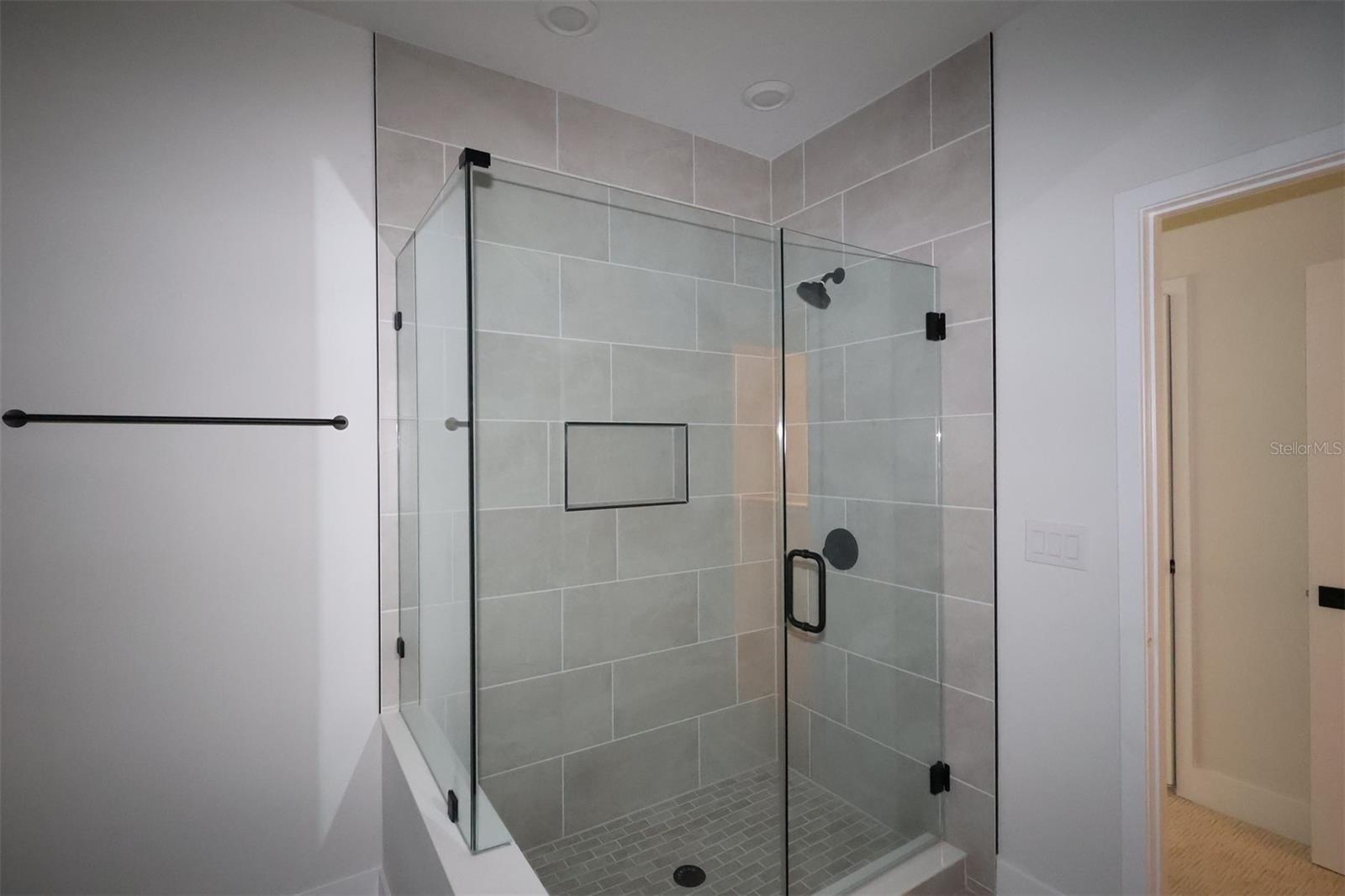 Image 14 of 34 For 6605 Nebraska Avenue 18