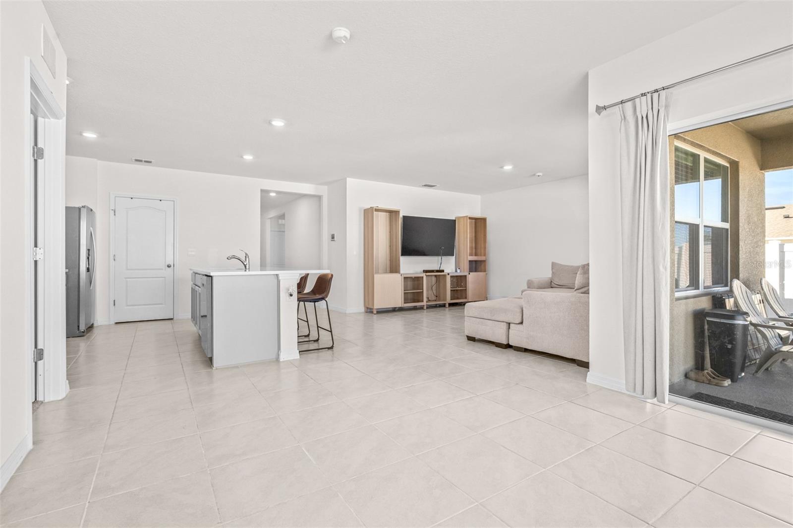 Image 16 of 47 For 3821 Diving Dove Lane