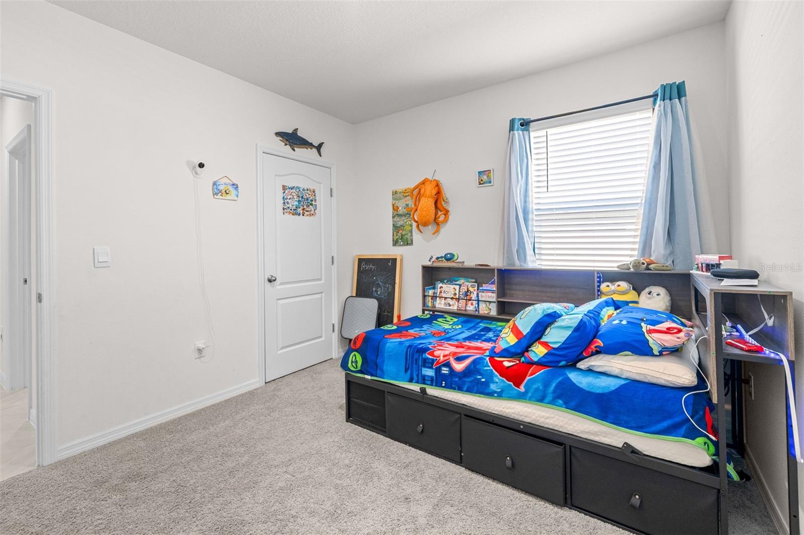 Image 32 of 47 For 3821 Diving Dove Lane