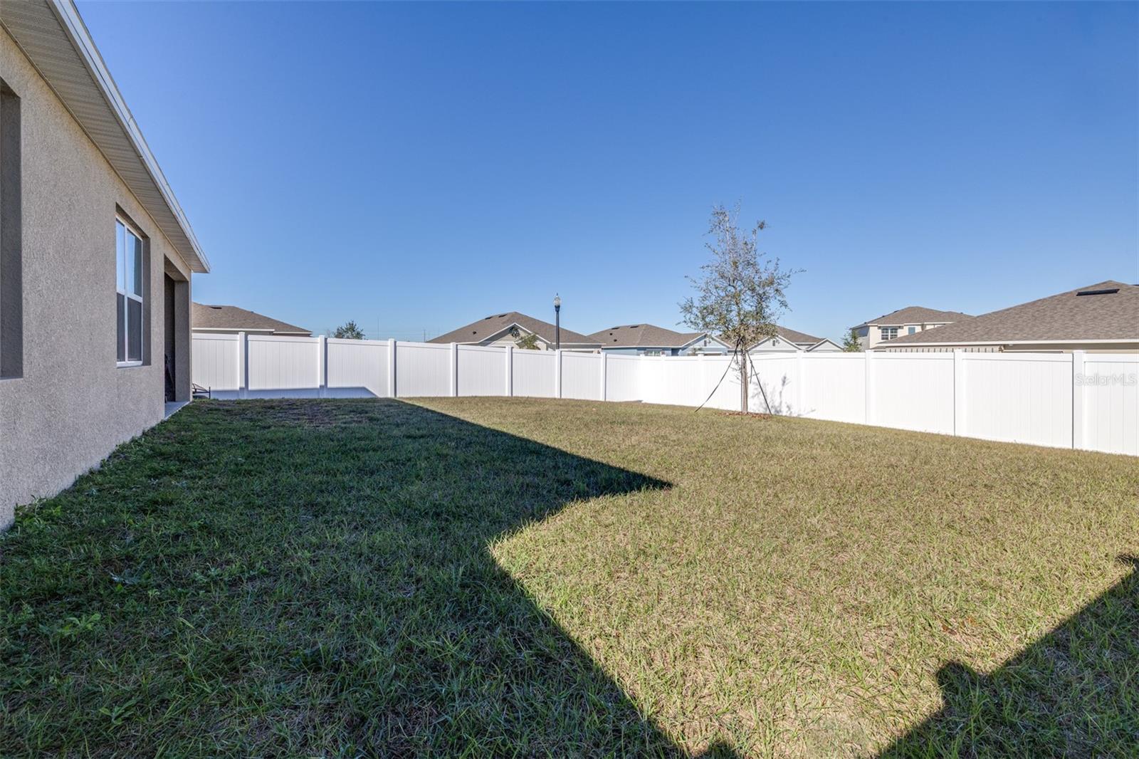 Image 36 of 47 For 3821 Diving Dove Lane