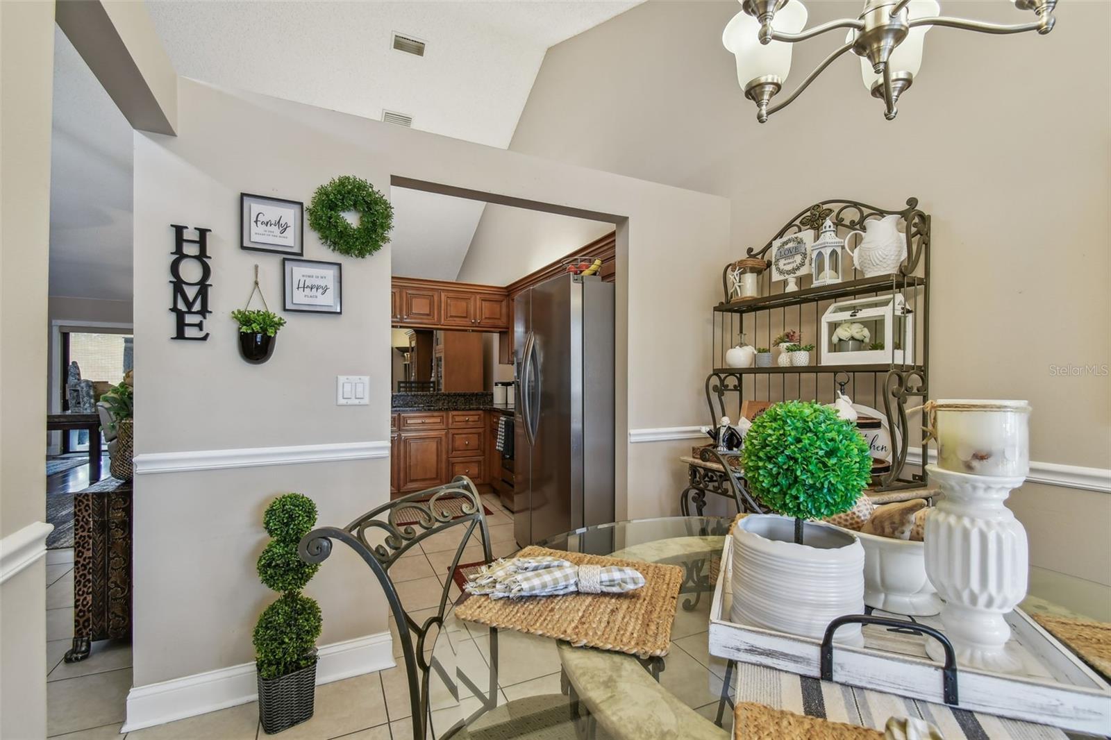 Image 10 of 56 For 1801 Lake Road 20g