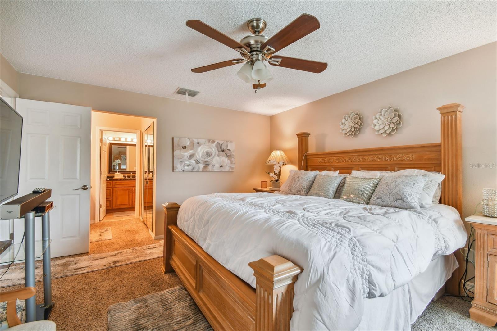 Image 28 of 56 For 1801 Lake Road 20g