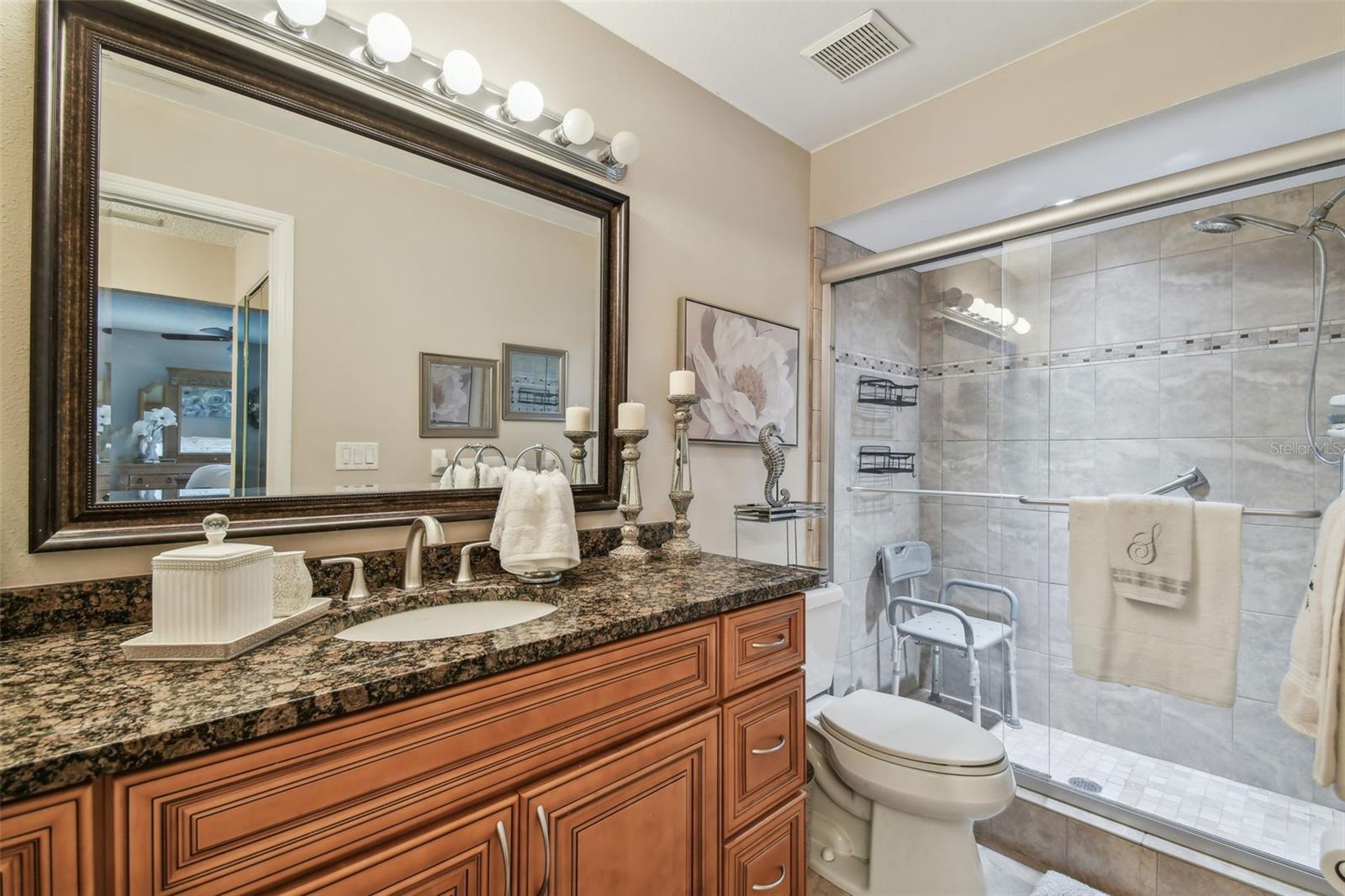 Image 31 of 56 For 1801 Lake Road 20g