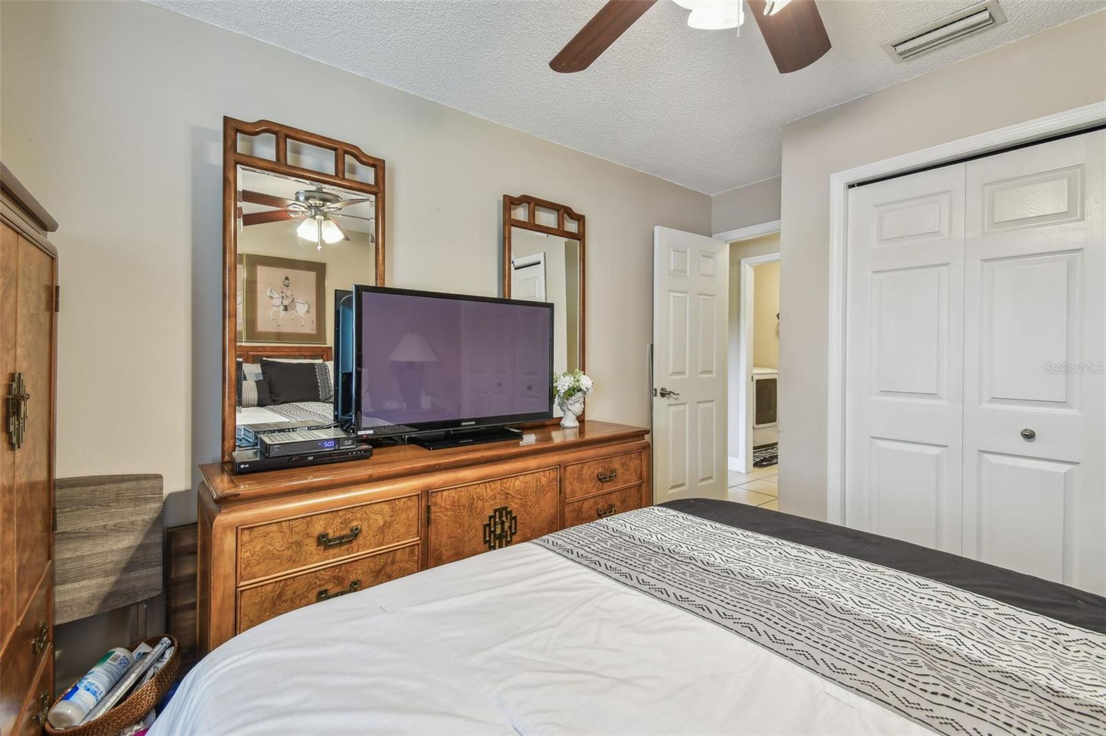 Image 36 of 56 For 1801 Lake Road 20g