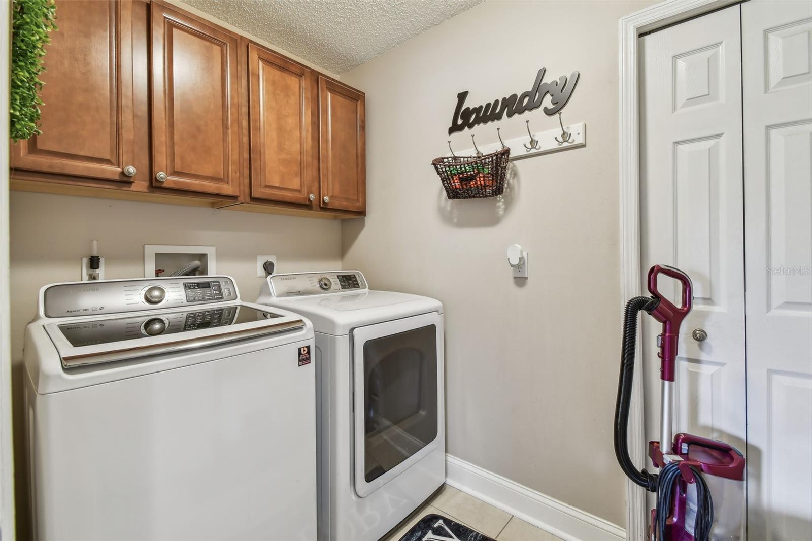 Image 37 of 56 For 1801 Lake Road 20g