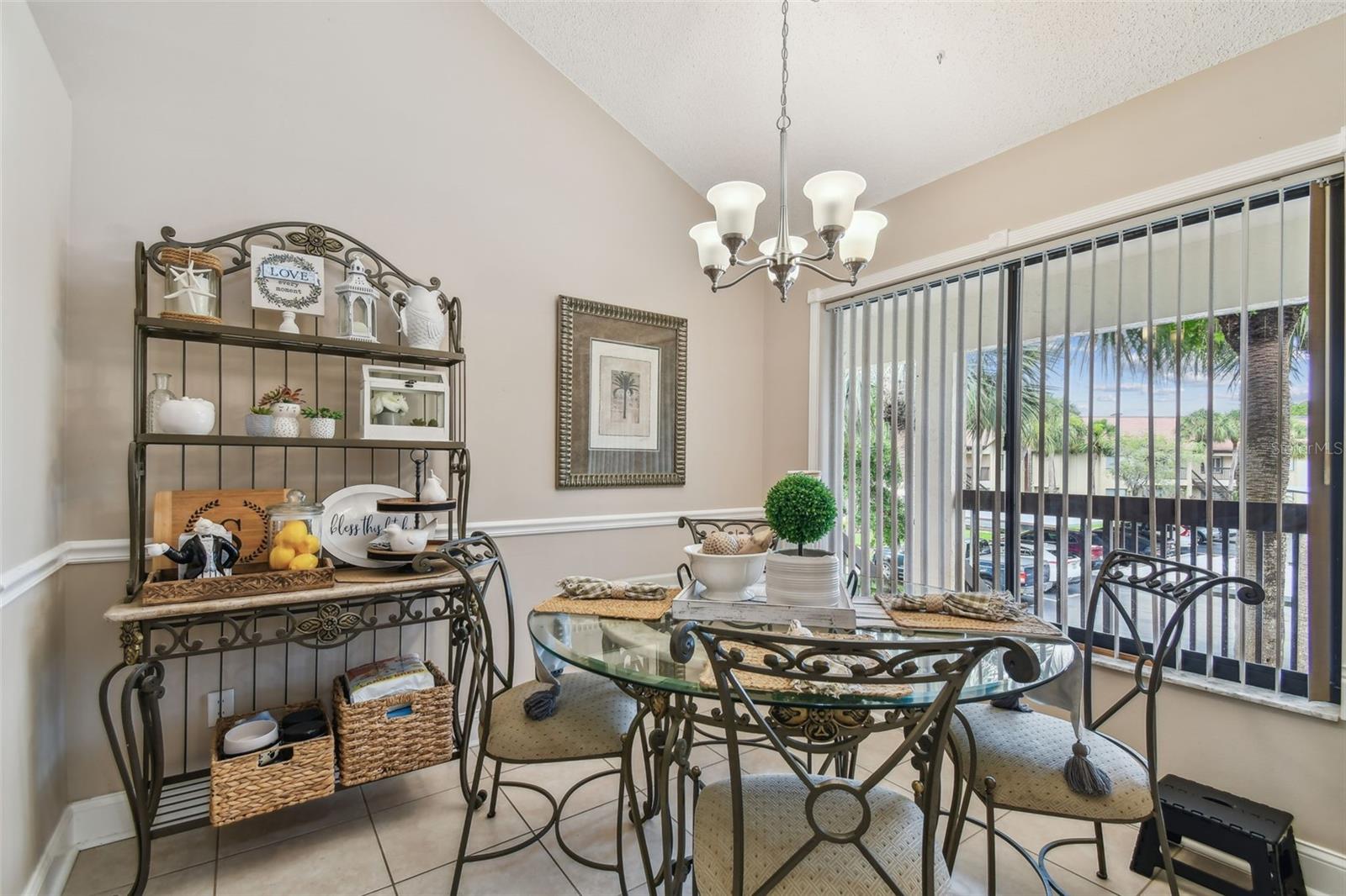 Image 9 of 56 For 1801 Lake Road 20g