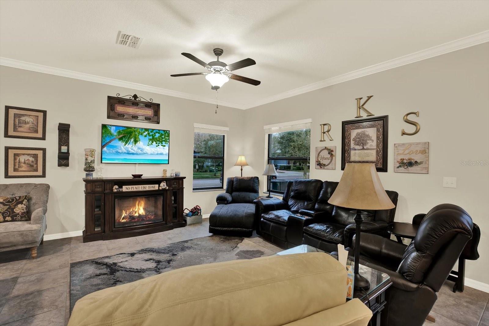 Image 12 of 41 For 16936 Red Brick Lane