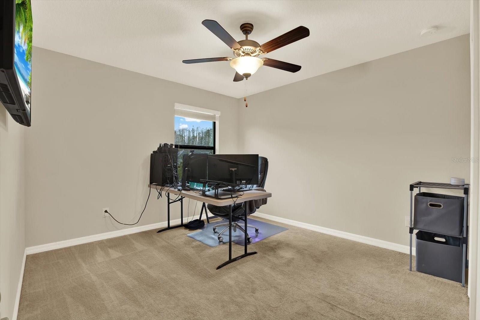 Image 21 of 41 For 16936 Red Brick Lane