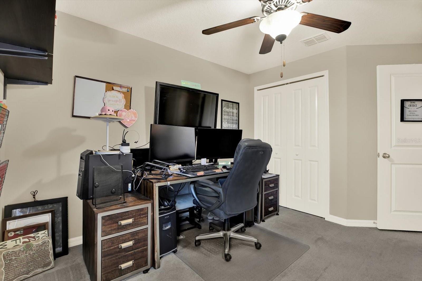 Image 25 of 41 For 16936 Red Brick Lane