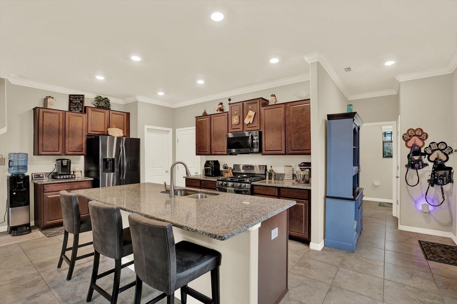 Image 4 of 41 For 16936 Red Brick Lane