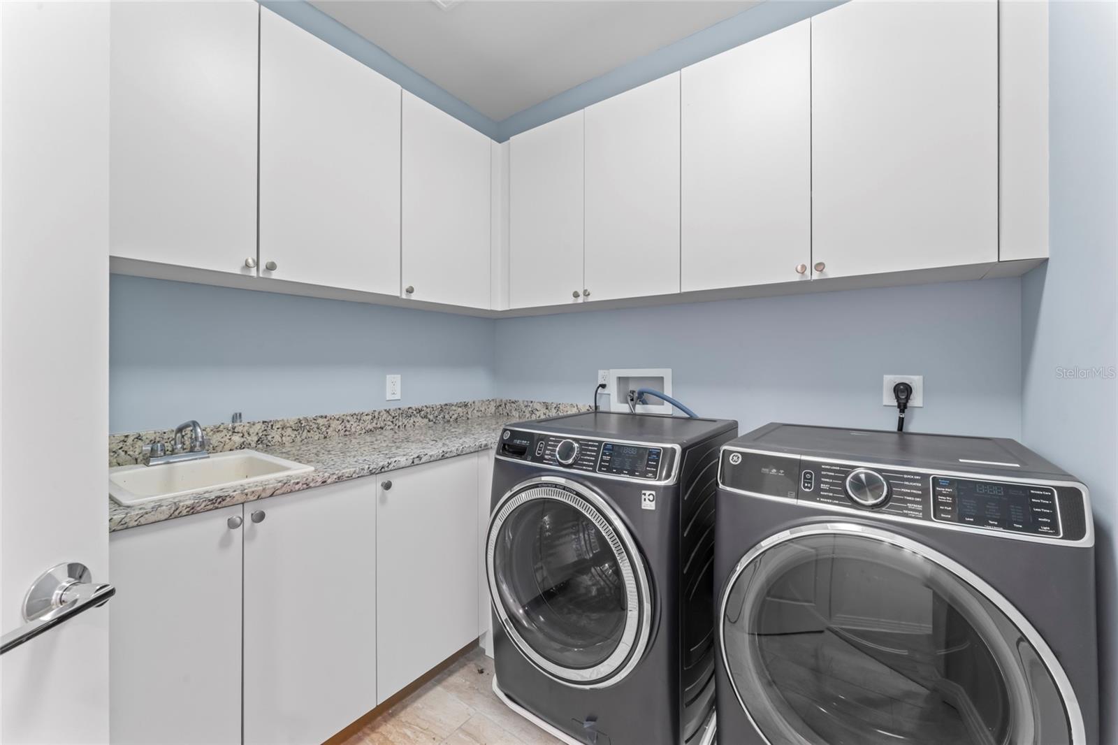 Image 17 of 55 For 1325 Snell Isle Boulevard Ne 110