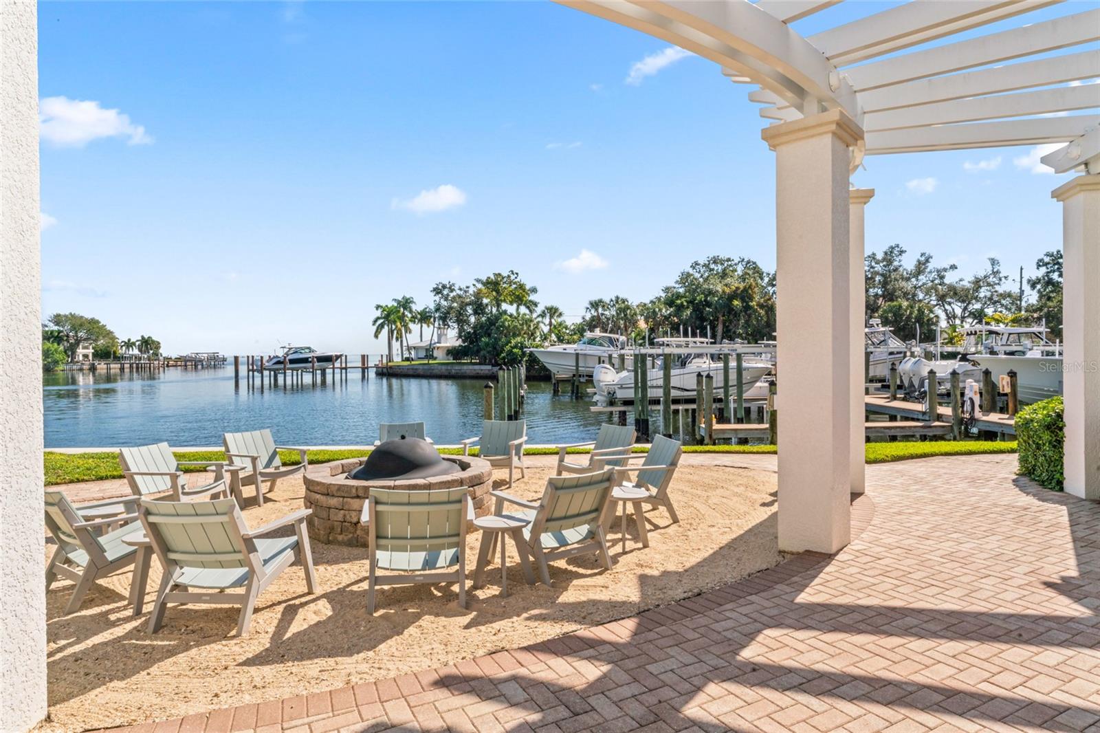 Image 25 of 55 For 1325 Snell Isle Boulevard Ne 110