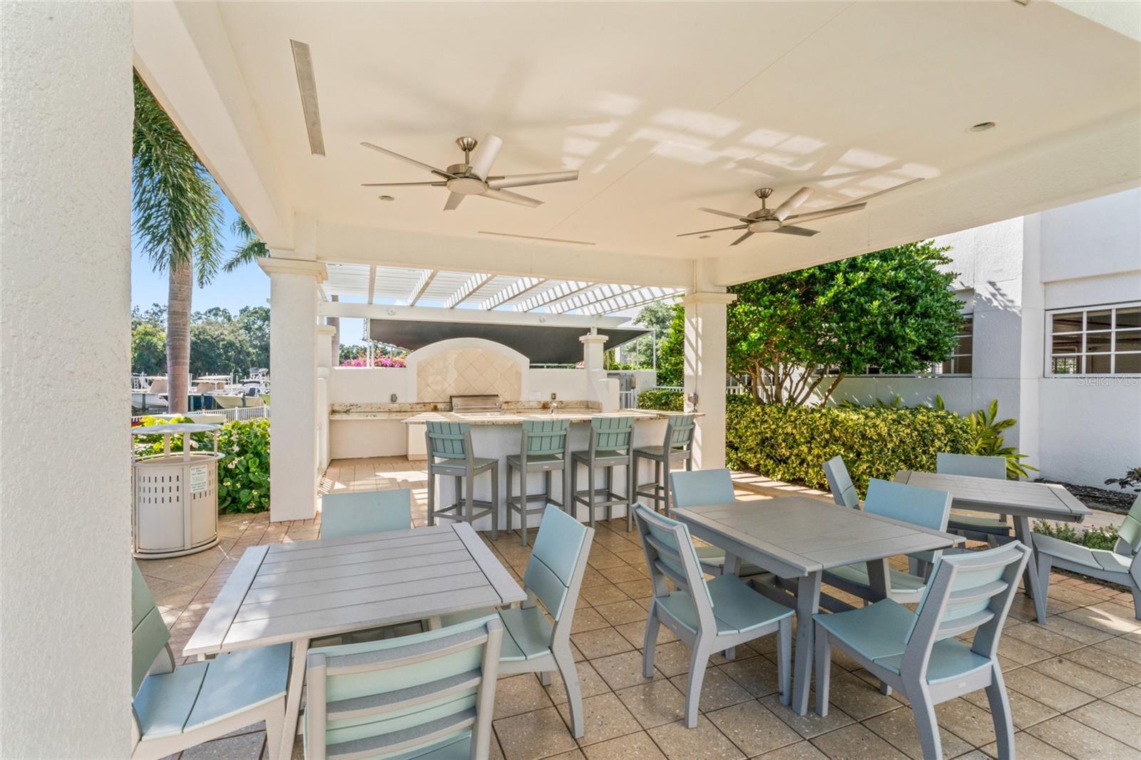 Image 33 of 55 For 1325 Snell Isle Boulevard Ne 110