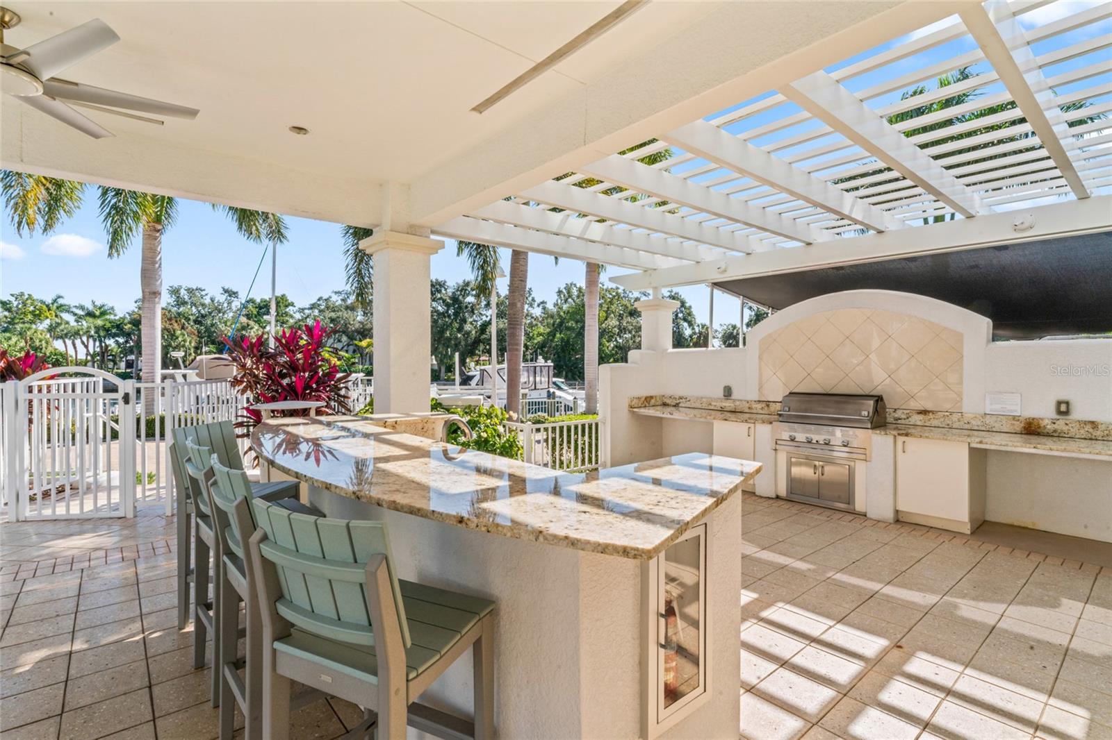 Image 36 of 55 For 1325 Snell Isle Boulevard Ne 110