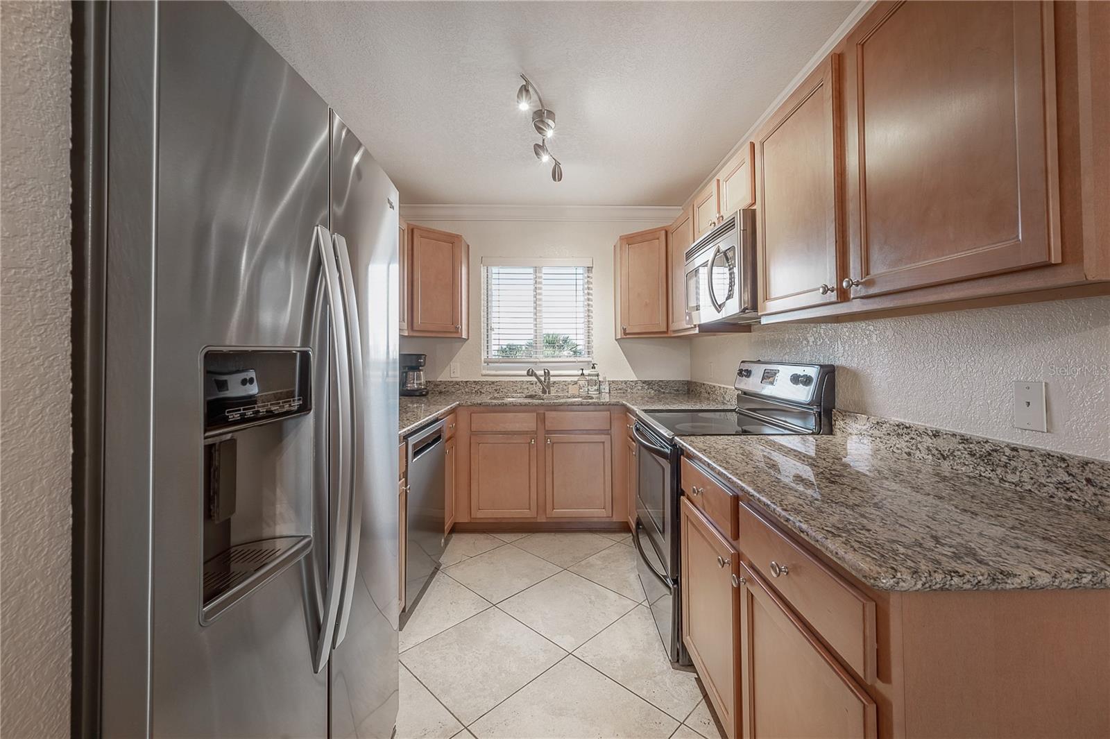 Image 8 of 24 For 10265 Gulf Boulevard A306