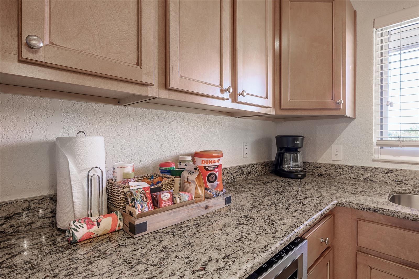 Image 9 of 24 For 10265 Gulf Boulevard A306