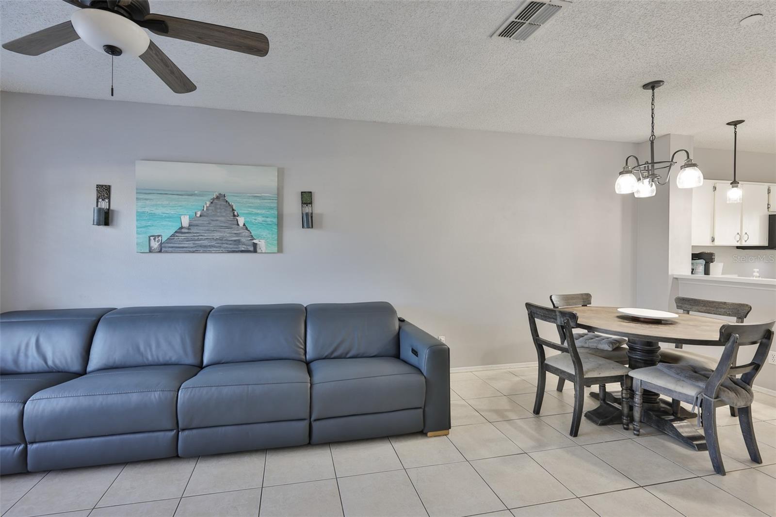 Image 12 of 46 For 477 Countryside Key Boulevard