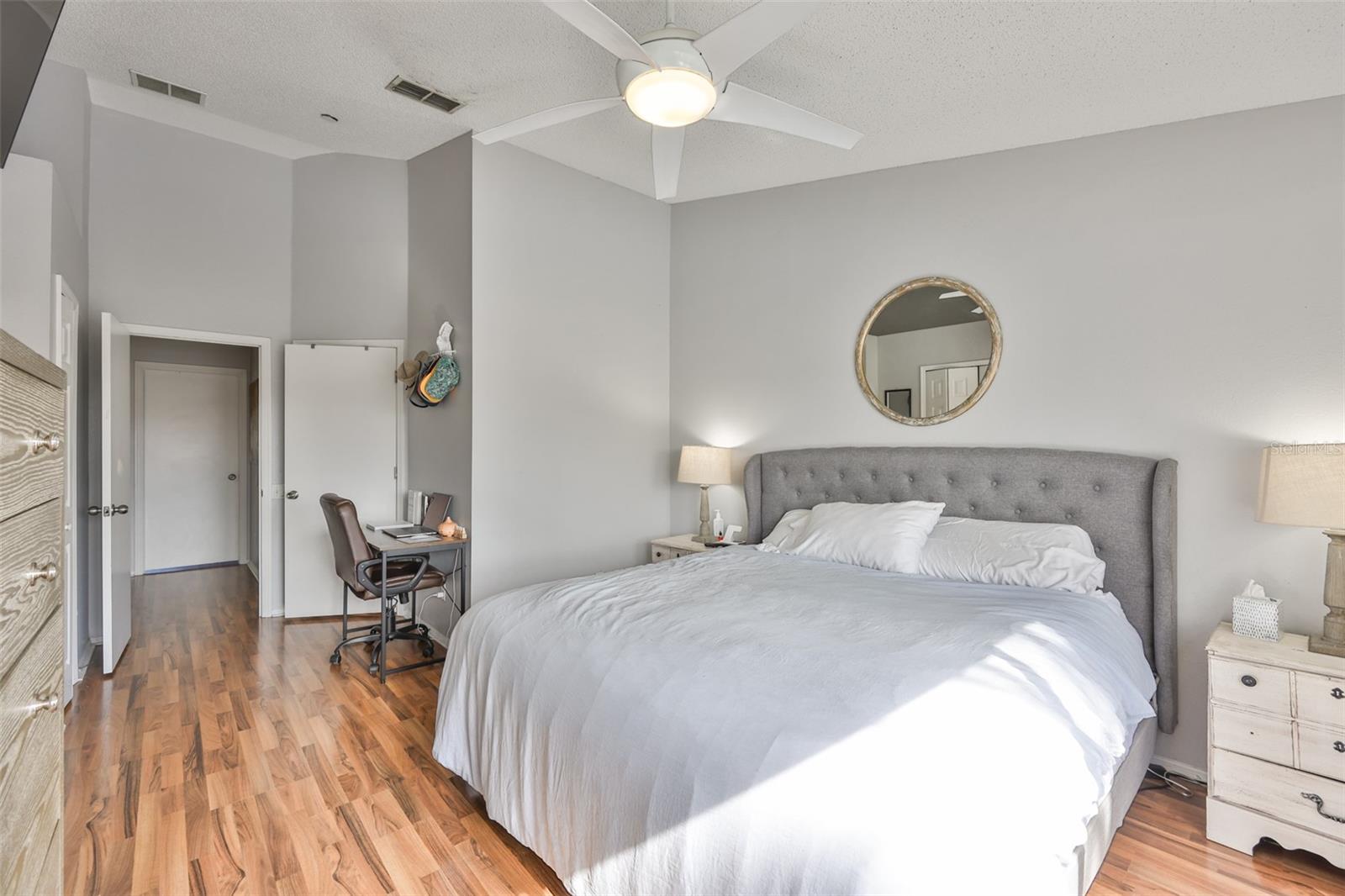 Image 28 of 46 For 477 Countryside Key Boulevard