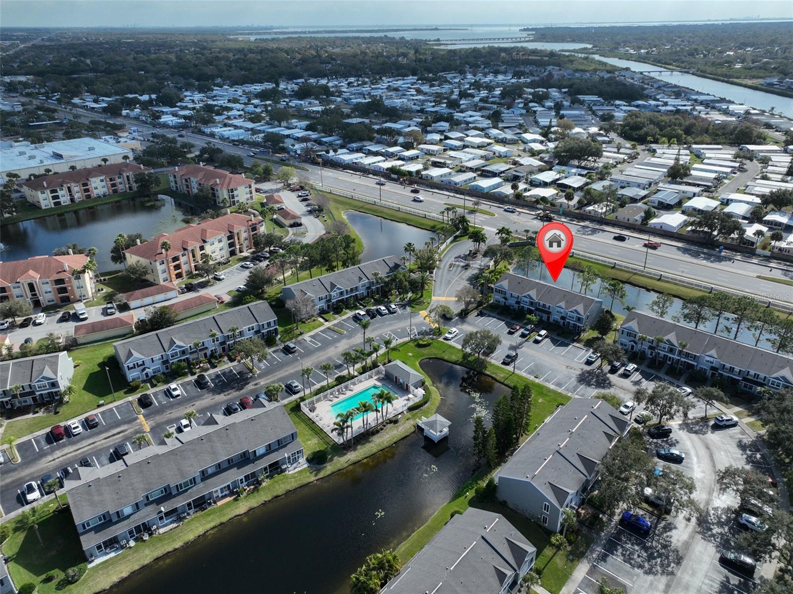 Image 38 of 46 For 477 Countryside Key Boulevard