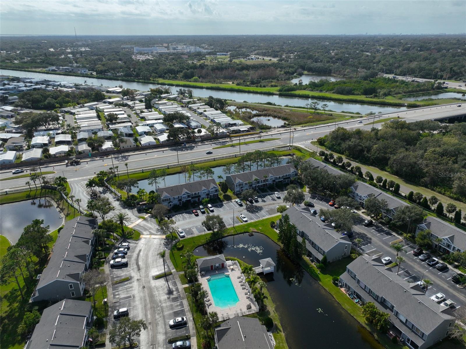 Image 40 of 46 For 477 Countryside Key Boulevard