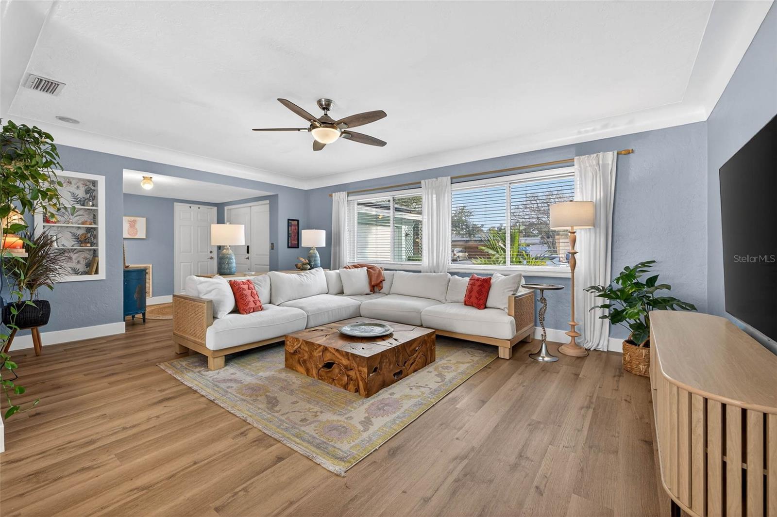 Image 10 of 45 For 6489 28th Avenue N