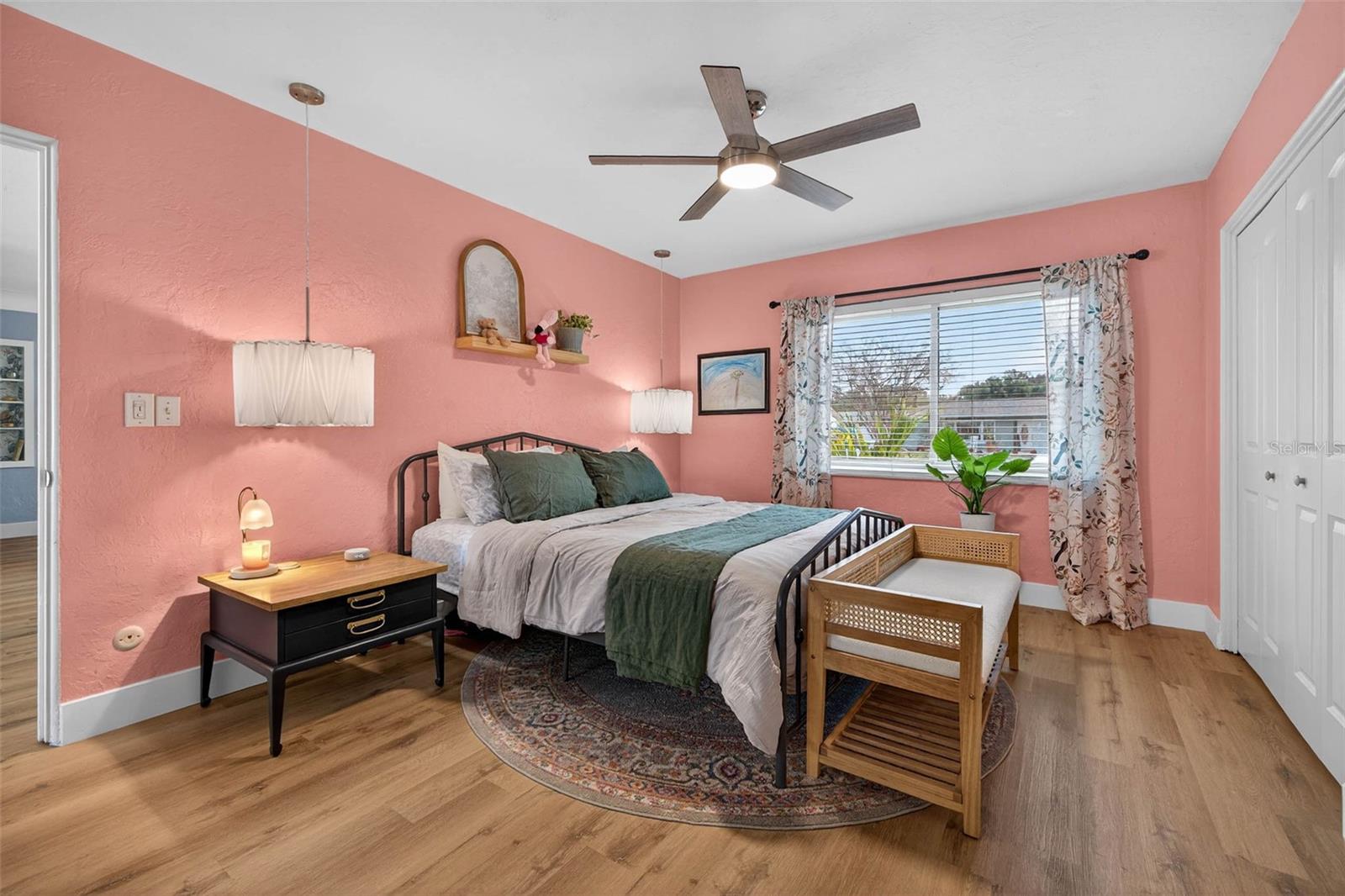 Image 26 of 45 For 6489 28th Avenue N