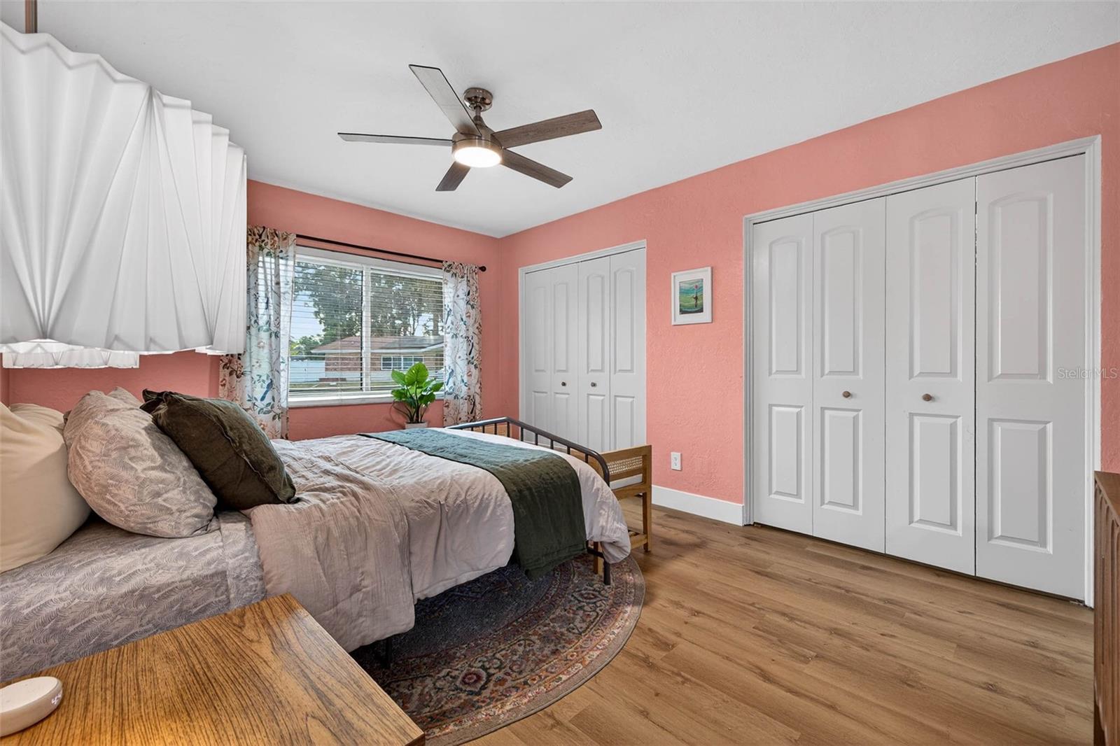 Image 27 of 45 For 6489 28th Avenue N