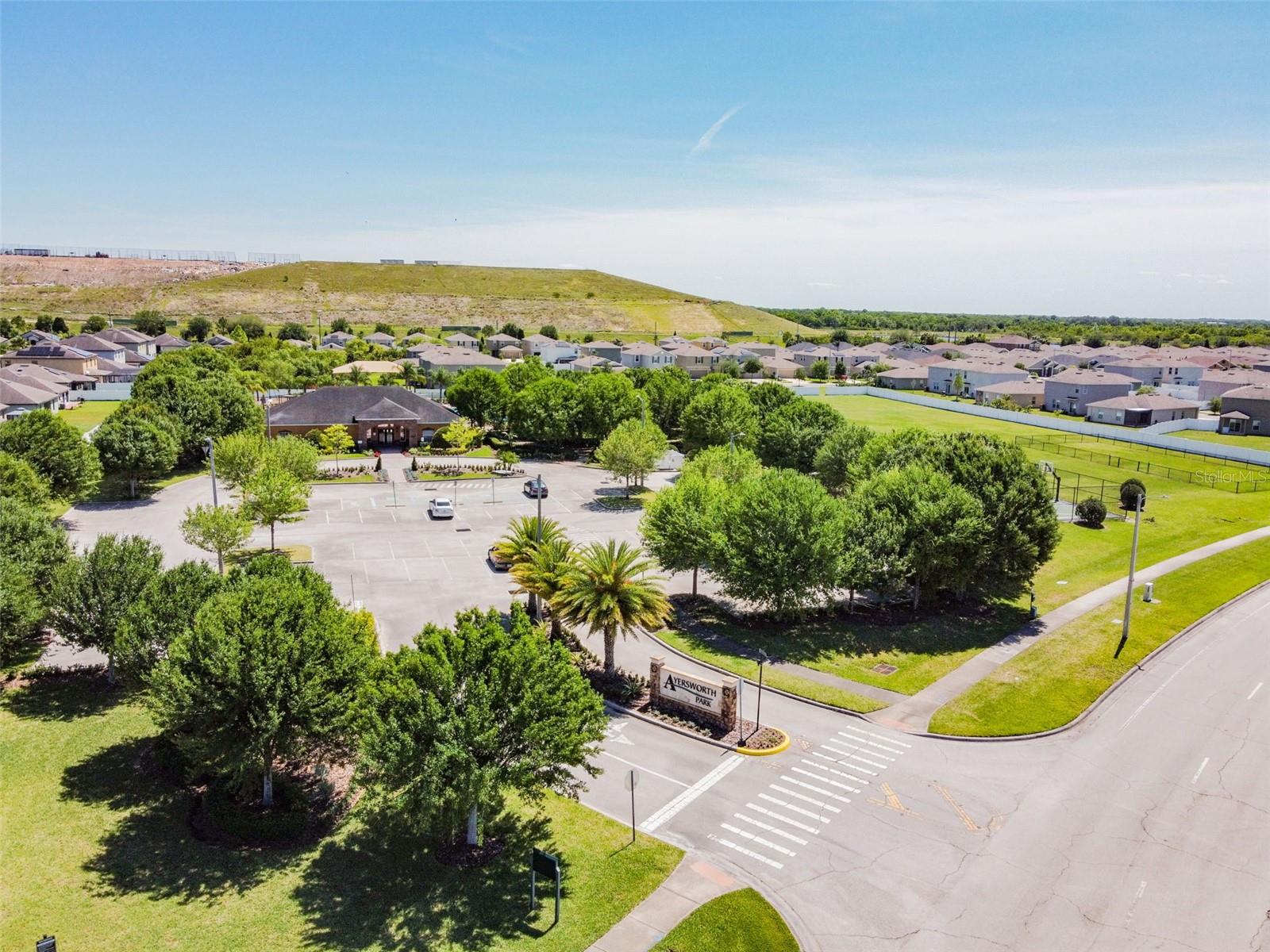 Listing photo id 36 for 10248 Carloway Hills Drive